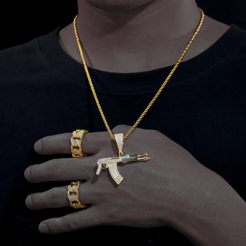 Draco pendant